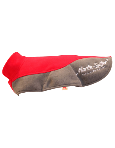 Abrigo polar rojo y gris. Martin Sellier